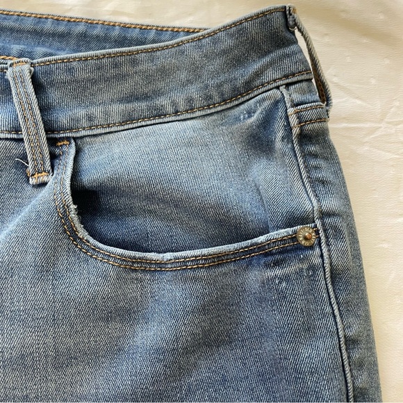 Old Navy Pop Icon Skinny Jeans in Classic Blue - Picture 6 of 6